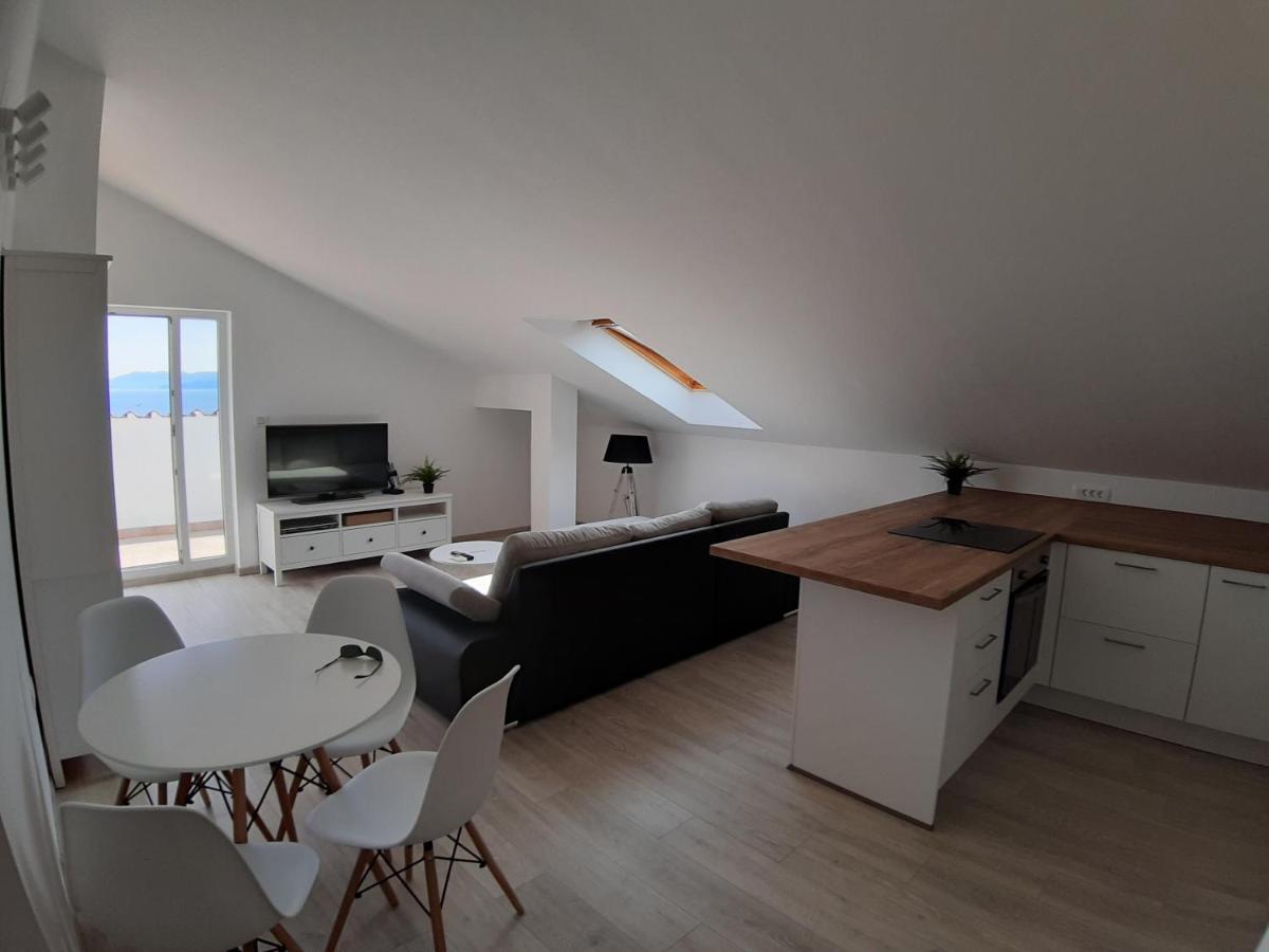 Sea View Later Apartment Rijeka Zewnętrze zdjęcie